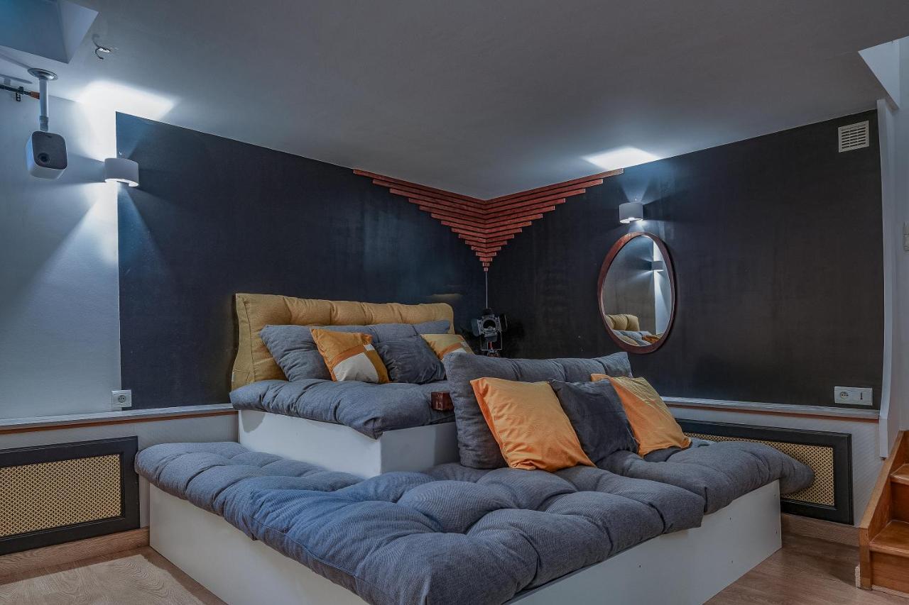 L'Evasion - Sauna Jacuzzi Cinema Tours Exteriör bild